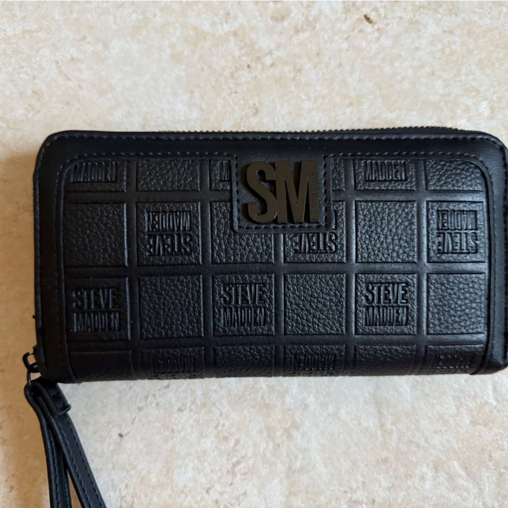 Steve Madden Black Embossed Wallet